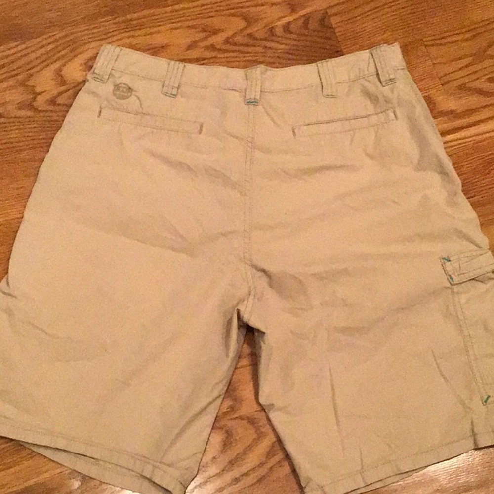 Shorts - Picture 2 of 4